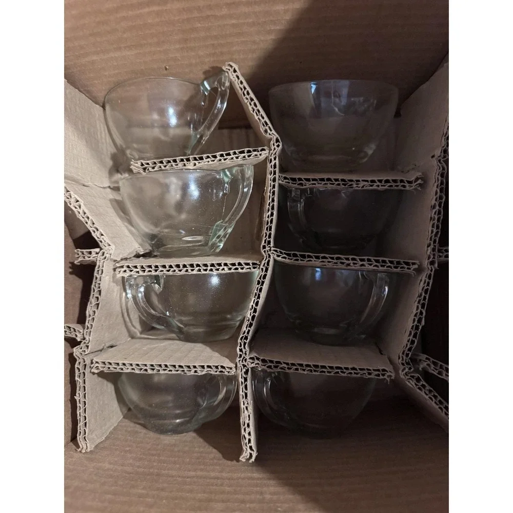 MCM Crystal Vintage SNACK SET / LUNCH SET  DAISY AND BUTTON (Set of 8) 16 Pieces